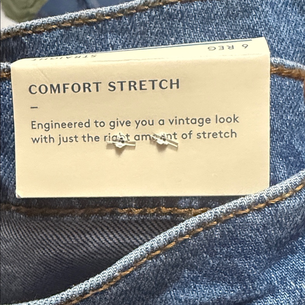Universal Thread Women's Straight Leg Jeans in Blue - Picture 10 of 10